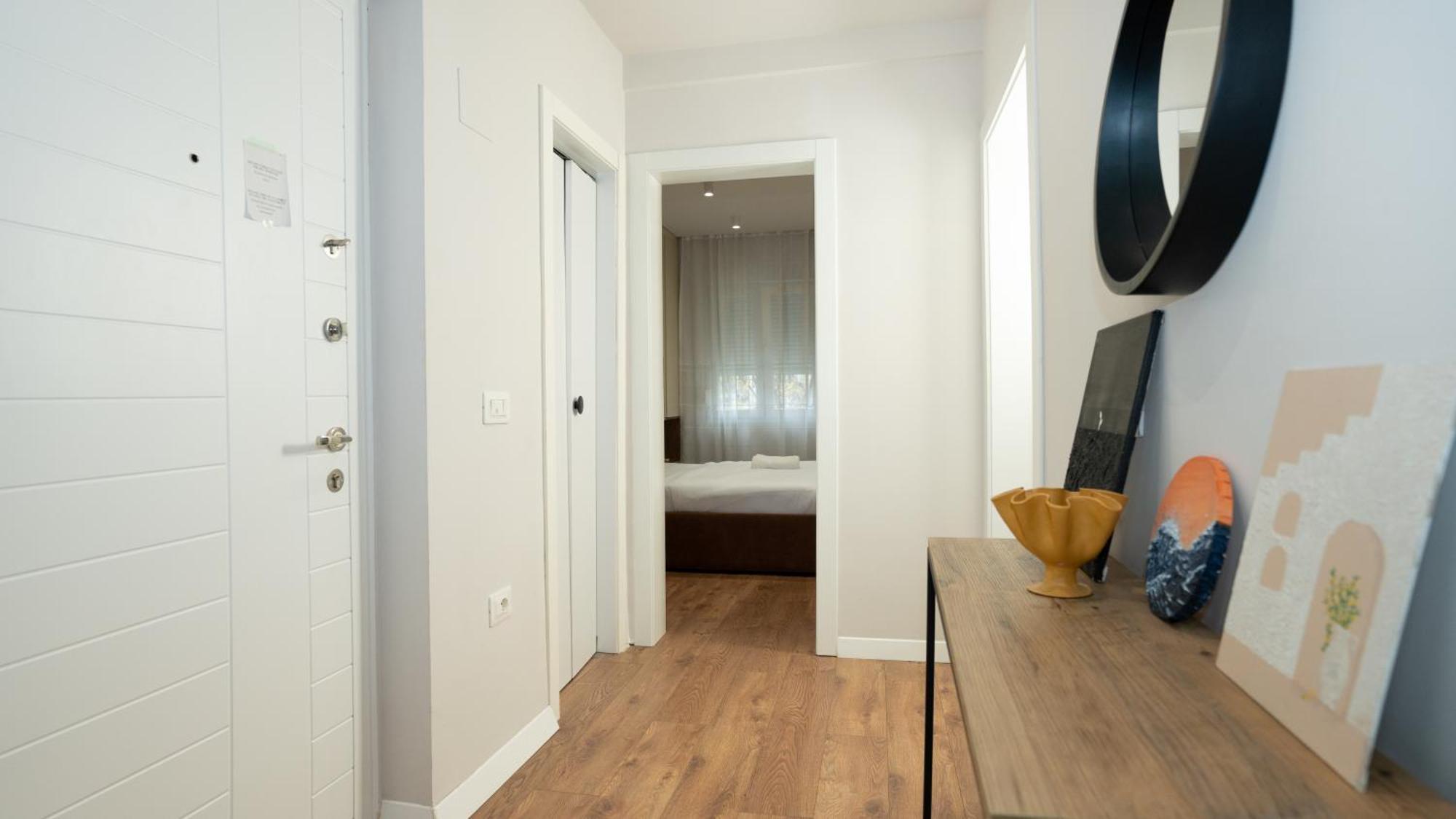Urbanretreat Apartment Tiranë Luaran gambar